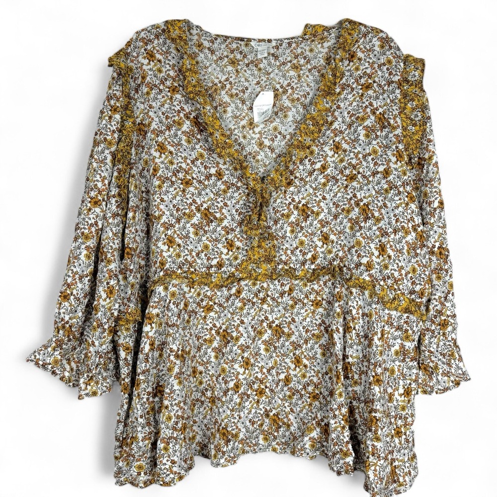Cato Womens Floral Ruffle V-Neck Blouse Ivory Breeze Metallic Gold Stripe 26/28W